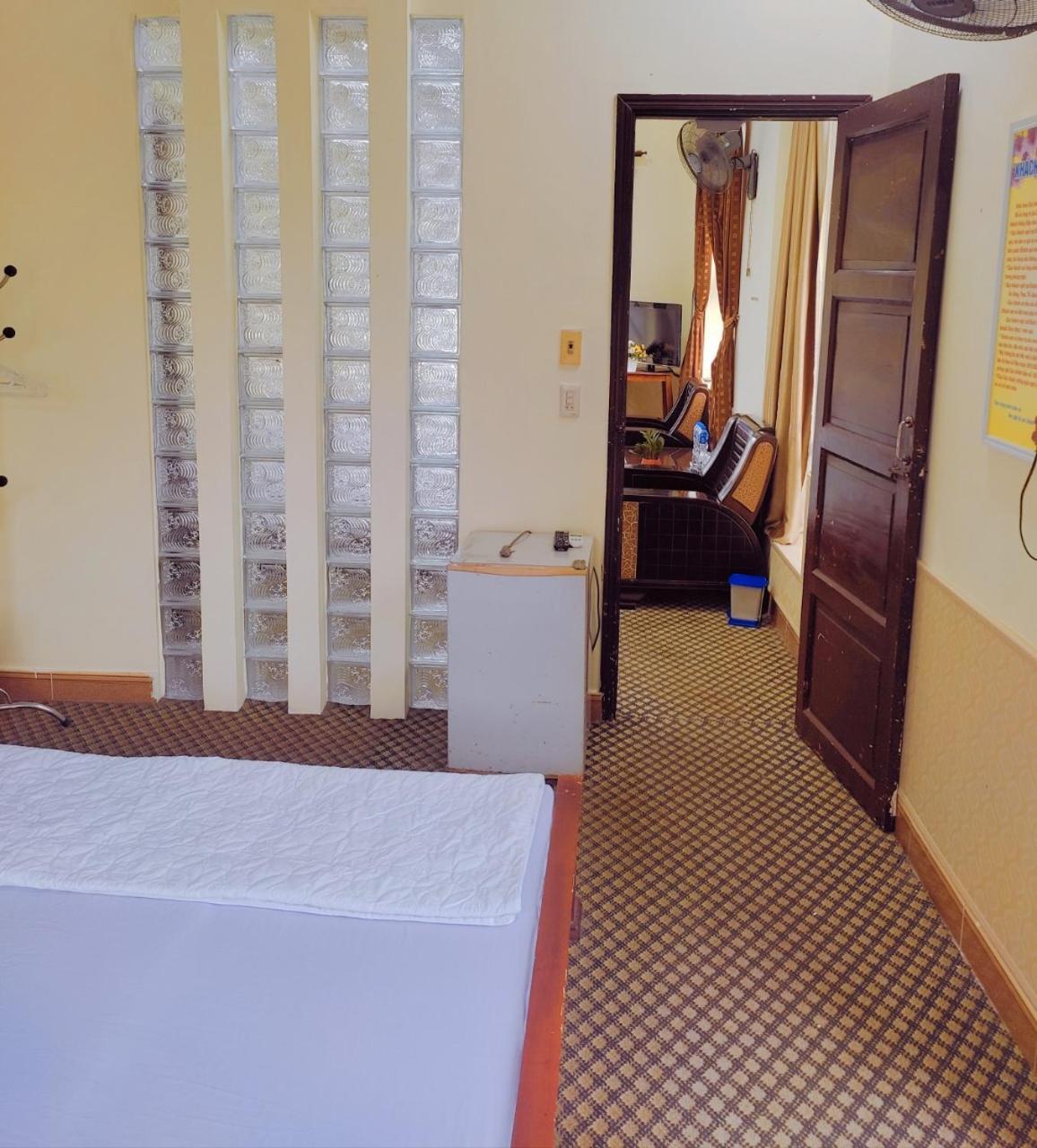 Lam Hong Hotel Vinh Eksteriør billede